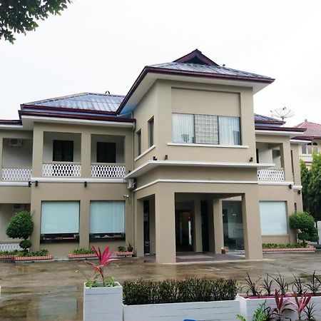 יאנגון Ruby Garden Hotel מראה חיצוני תמונה