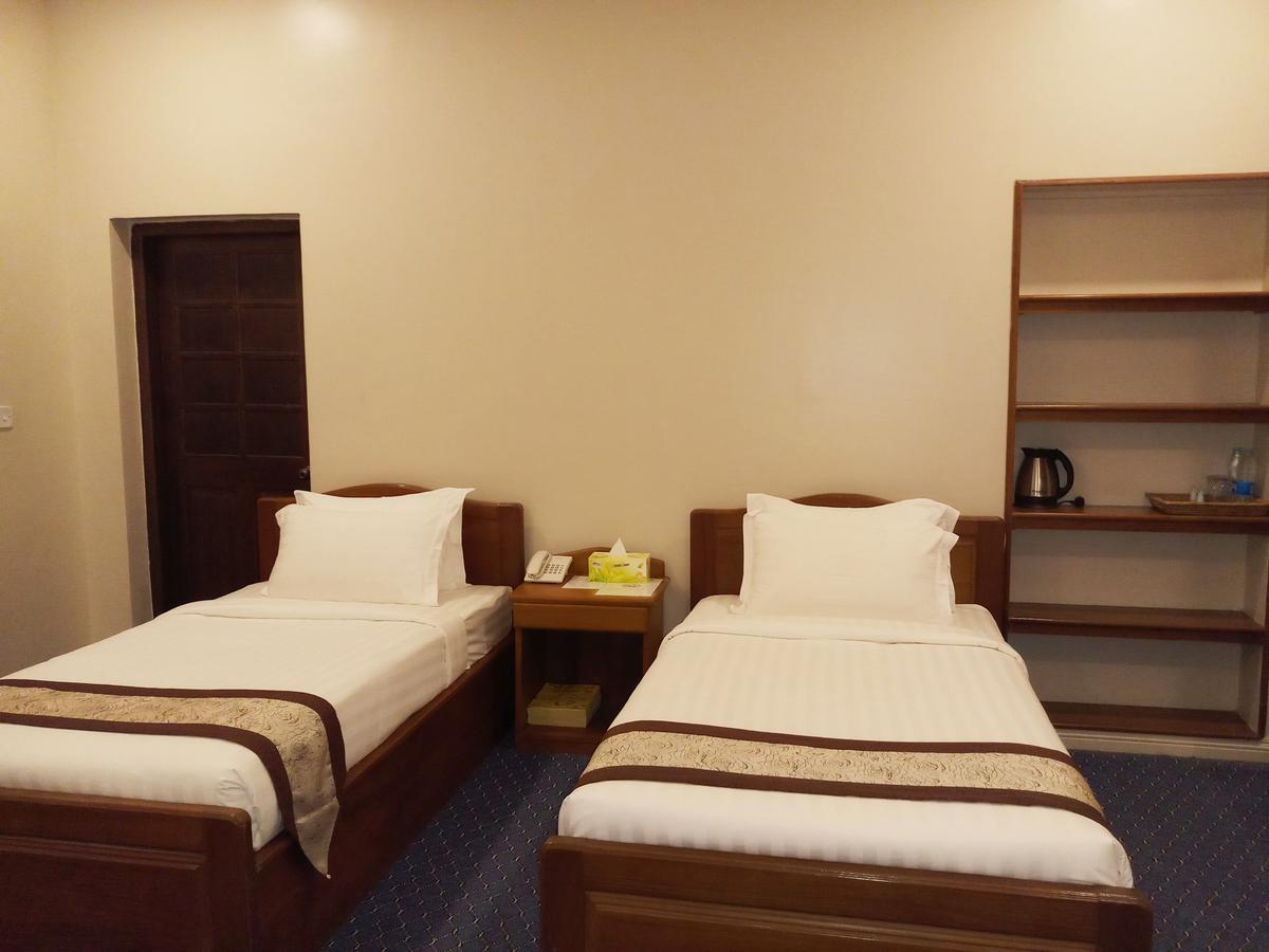 יאנגון Ruby Garden Hotel מראה חיצוני תמונה
